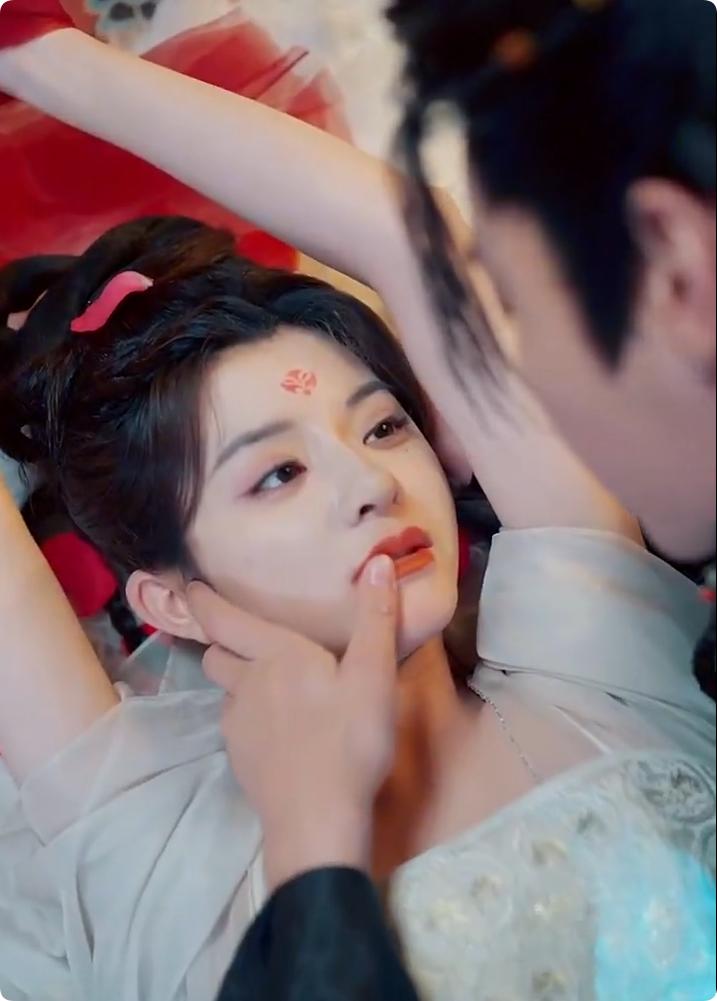 娘娘不入爱河